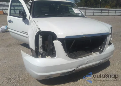 2007 GMC Yukon Denali из США, поврежденный, VIN 1GKFK63877J197797